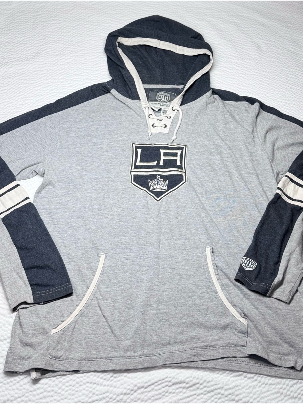 Vintage LA Kings OTH Causeway Collection Lace-Up Hoodie Men’s Large NHL